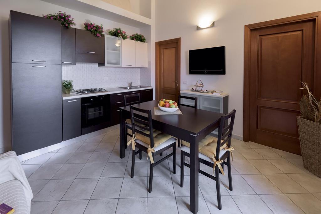 Residenza Piccolo Eden Lägenhet Bosa Marina Exteriör bild